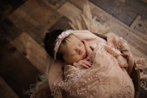 Ava - Kelly Adrienne Pittsburgh Newborn Photography
