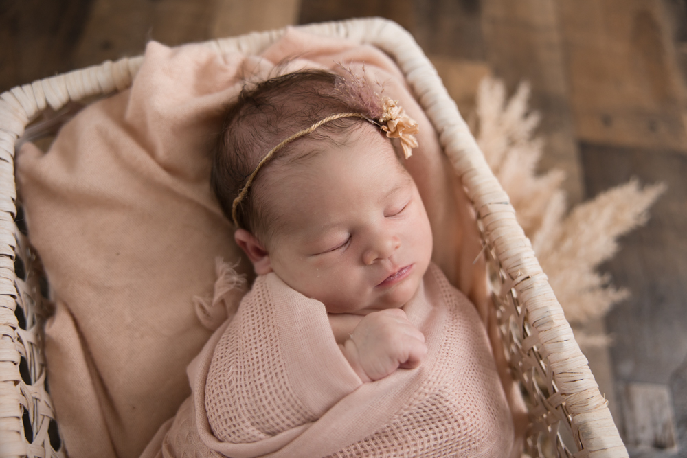 Quinley - Kelly Adrienne Pittsburgh Newborn Photographers