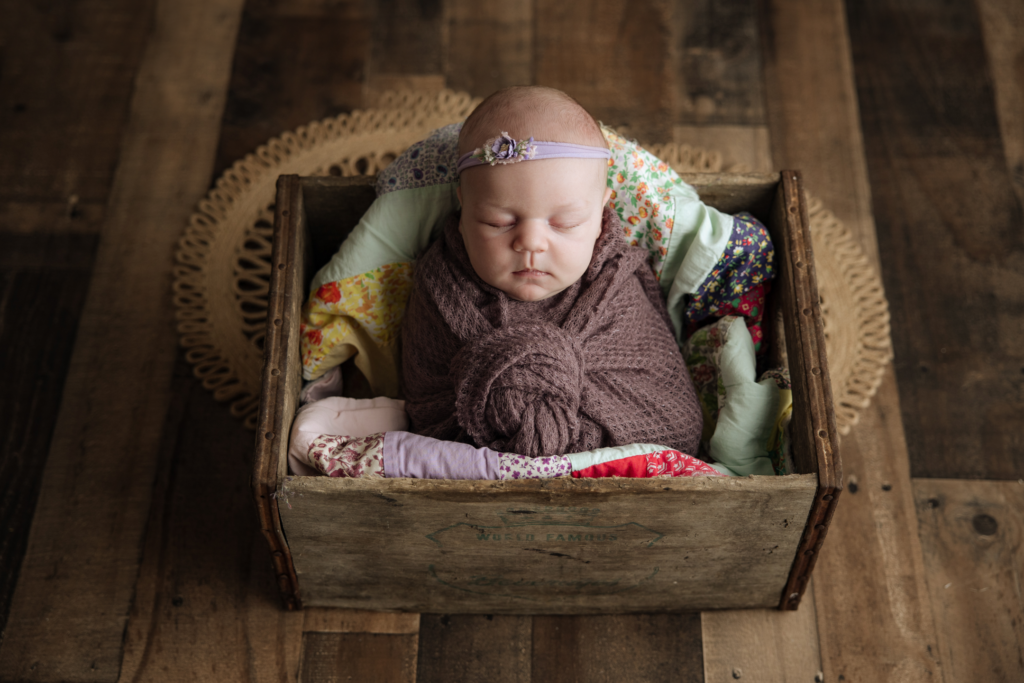 Collins - Kelly Adrienne Pittsburgh Newborn Photography