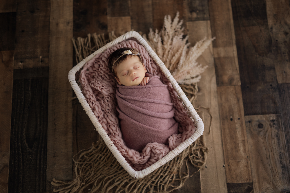 Naomi - Kelly Adrienne Pittsburgh Newborn Photography