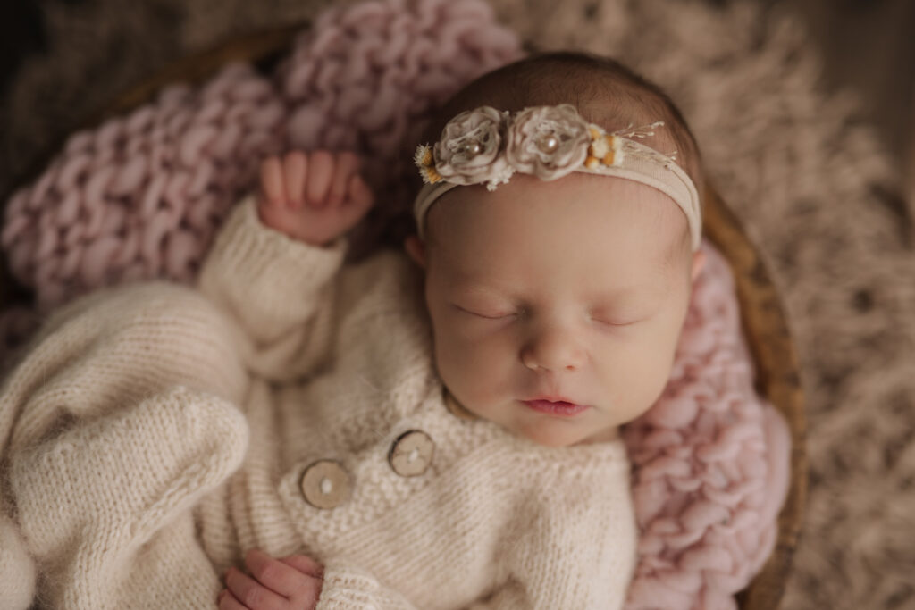 Lainey - Kelly Adrienne Pittsburgh Newborn Photography