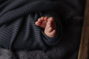 Antonio - Kelly Adrienne Pittsburgh Newborn Photography