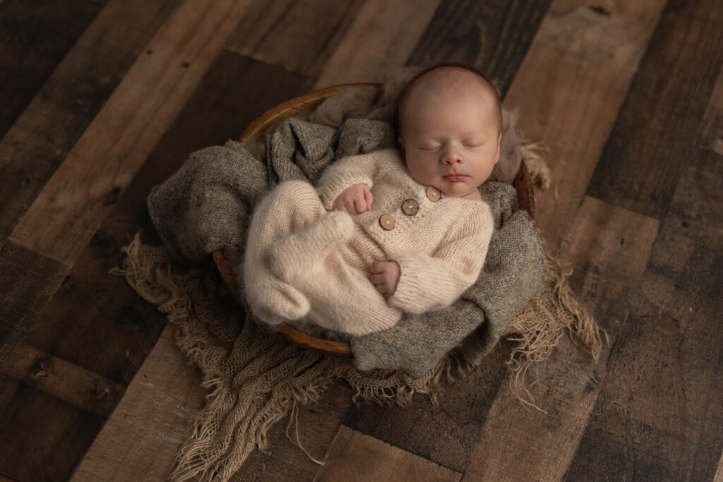 sweet newborn session - Kelly Adrienne Pittsburgh Photography