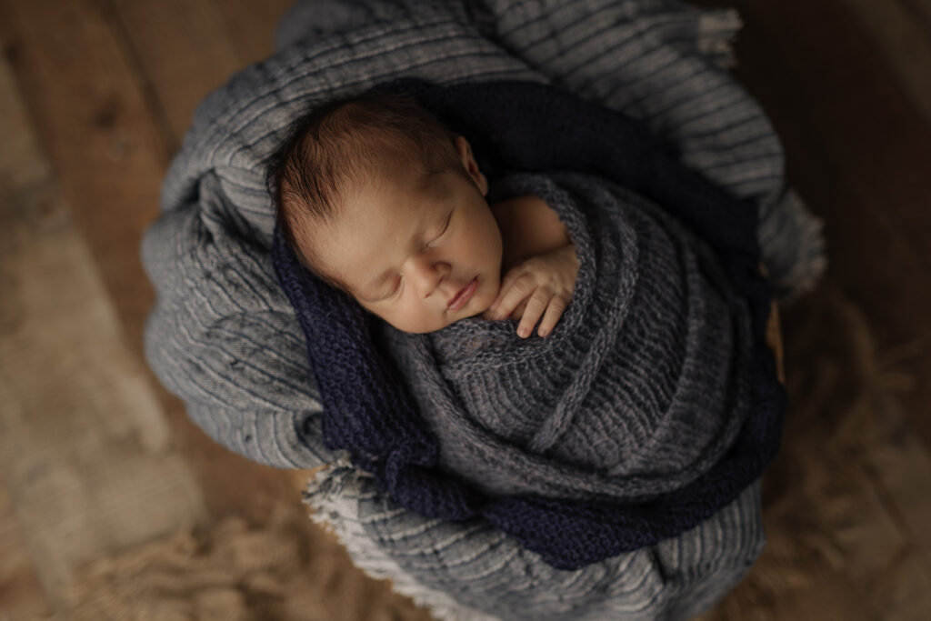 steel blue newborn setup | Kelly Adrienne Photography