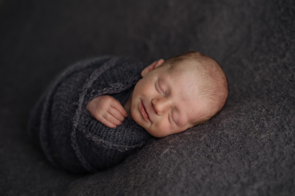 baby wrapped in blue | Pittsburgh newborn photos
