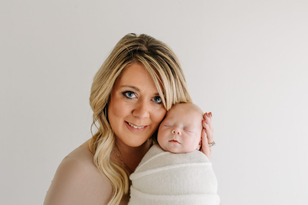 Pittsburgh boho newborn studio | Kelly Adrienne Photography