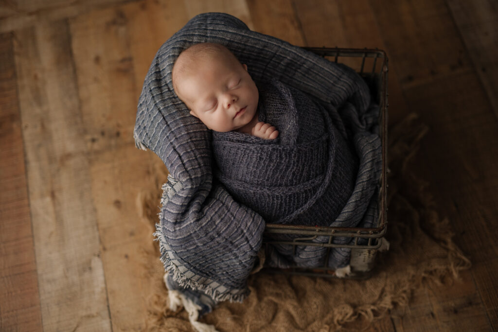 Kelly Adrienne Photography | wrapped newborn session