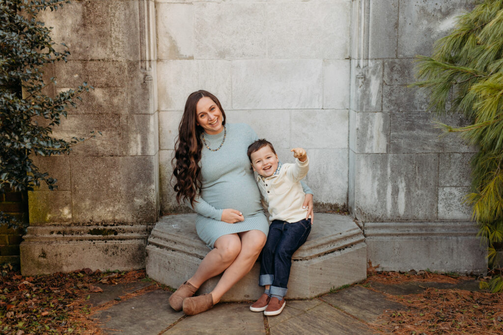 Mom and son at Pittsburgh maternity session at Mellon Park