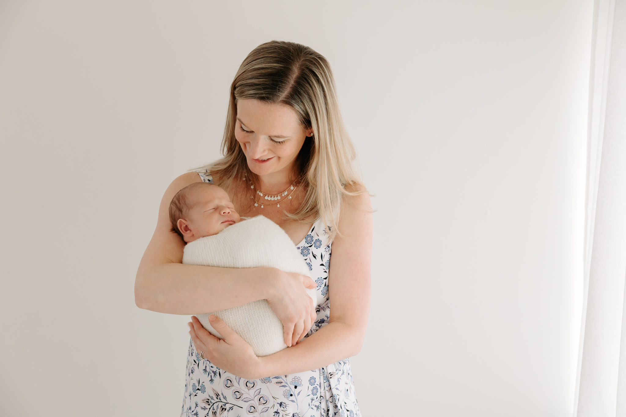 Mom and baby at boho studio newborn session | Kelly Adrienne Photography