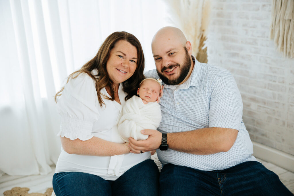 Newborn girl and family photography session in Wexford PA 