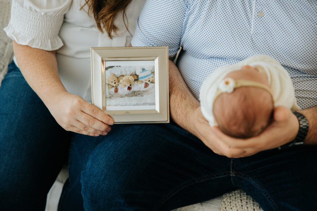 Newborn girl and family photography session in Wexford PA 