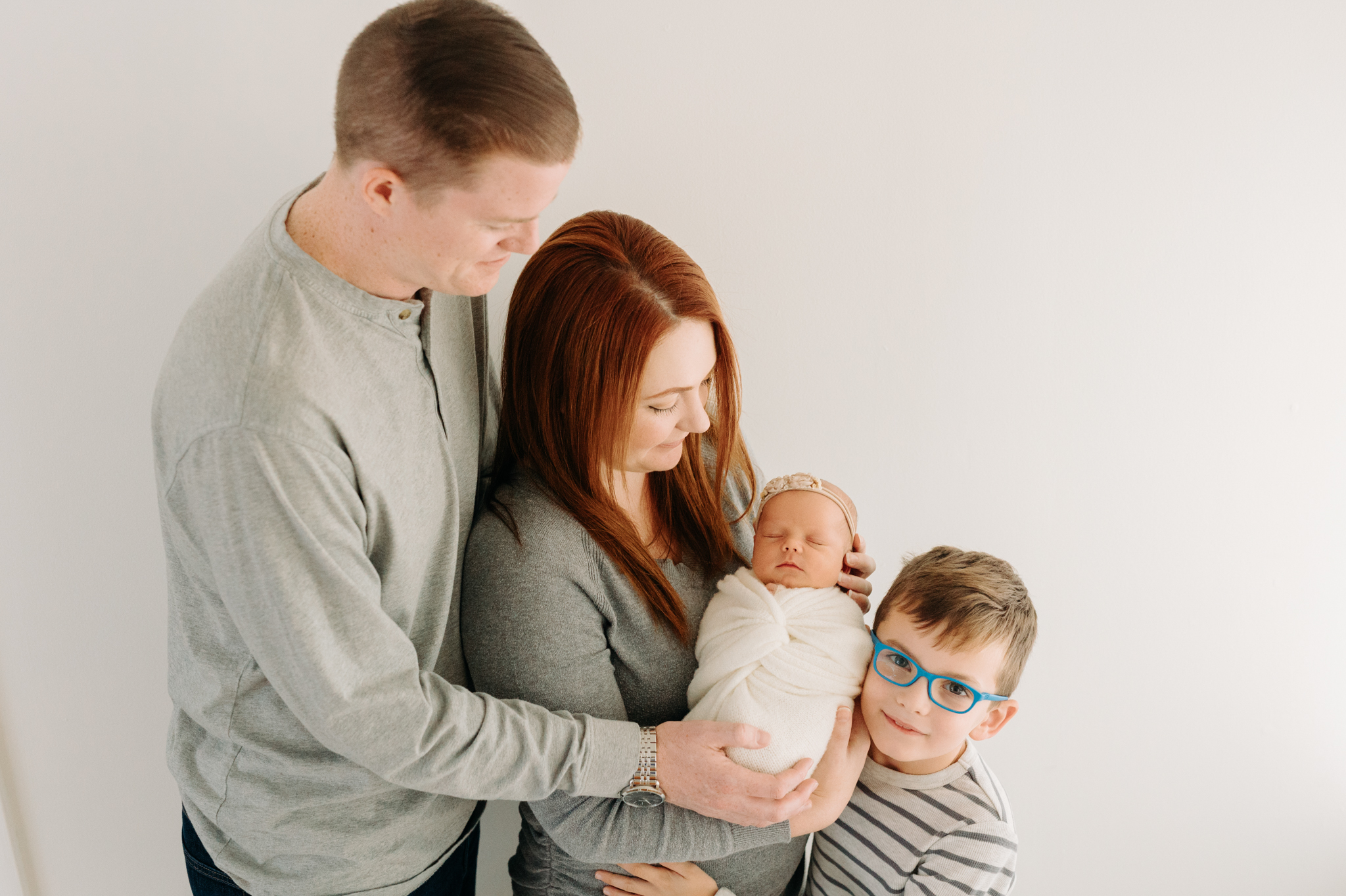newborn and family photo session | Kelly Adrienne Photography