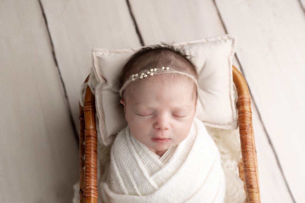 cream and white baby photoshoot | Kelly Adrienne Photography