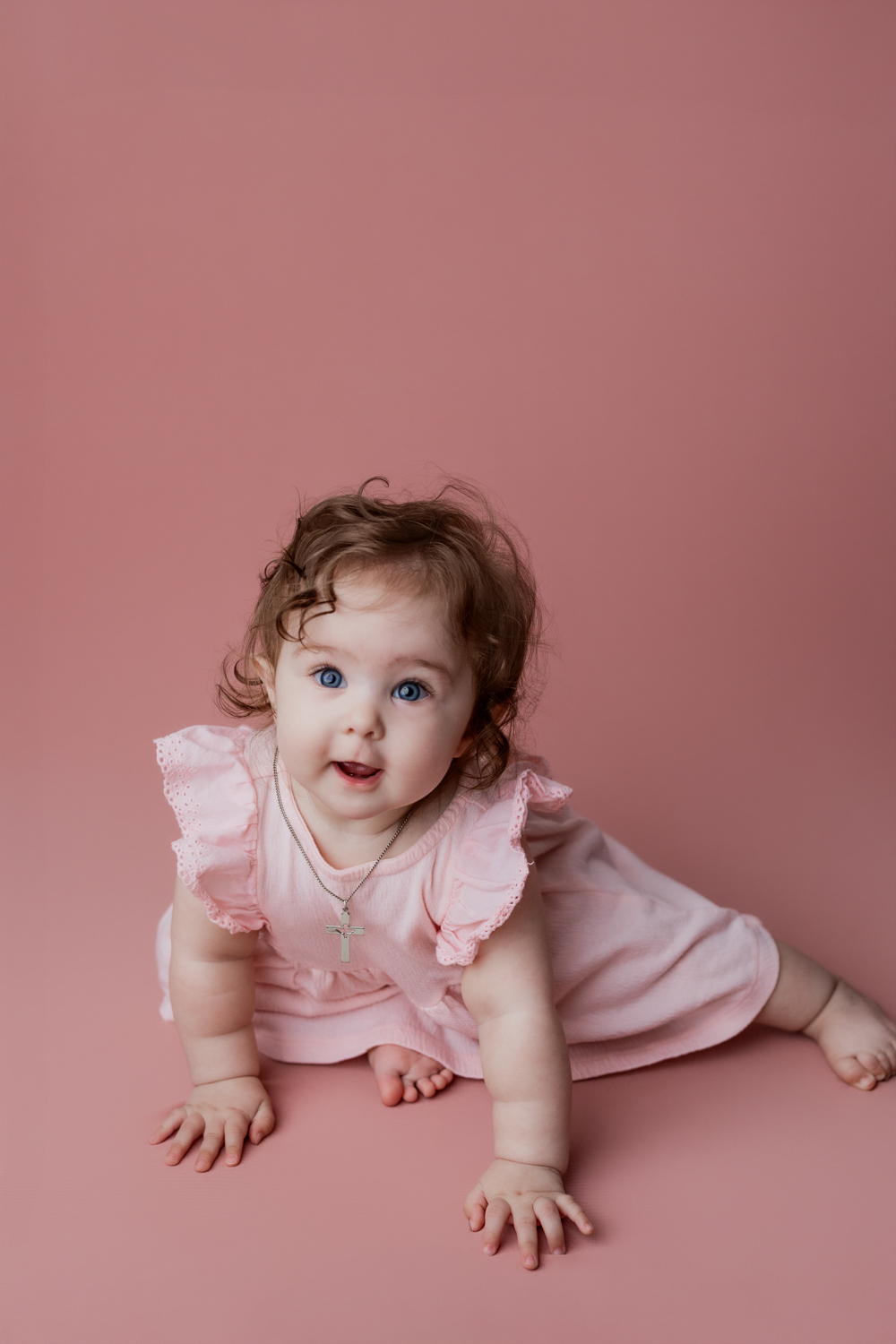 6 month sitter session in Pittsburgh